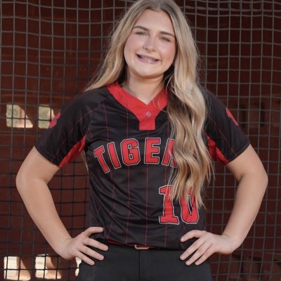 KhloeCPatterson's tweet photo. #NewProfilePic https://t.co/f3sBWbKTAD