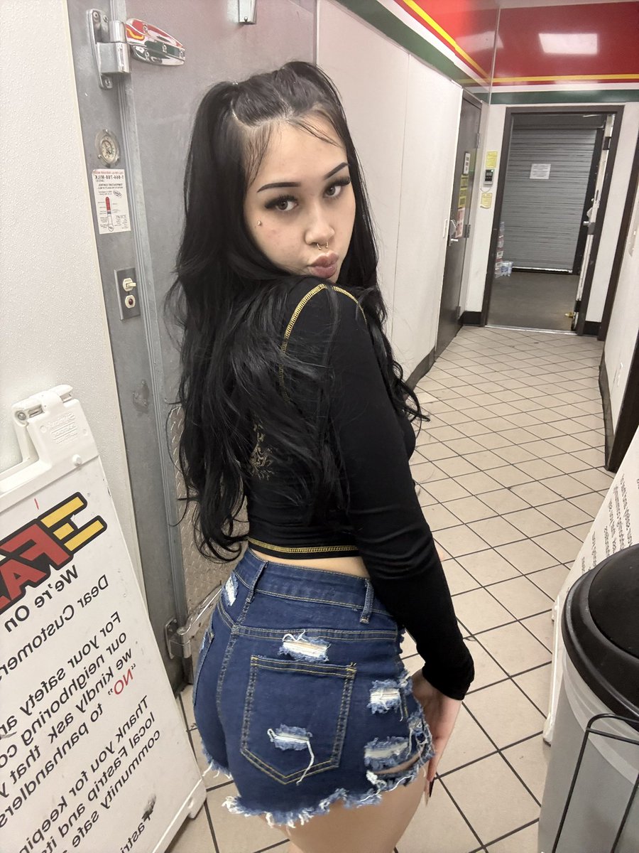 amira🏳️‍⚧️ tweet media