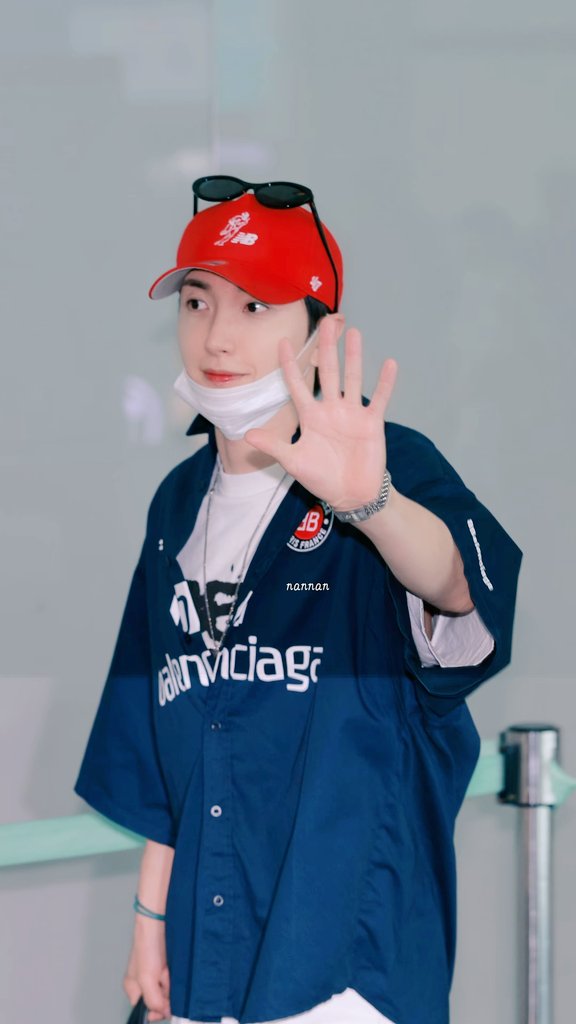 인천 출발 이집트! 오늘도 멋진 오빠! 0415
#leeteuk
#박정수
#이특
#利特
#朴正洙
#parkjungsoo