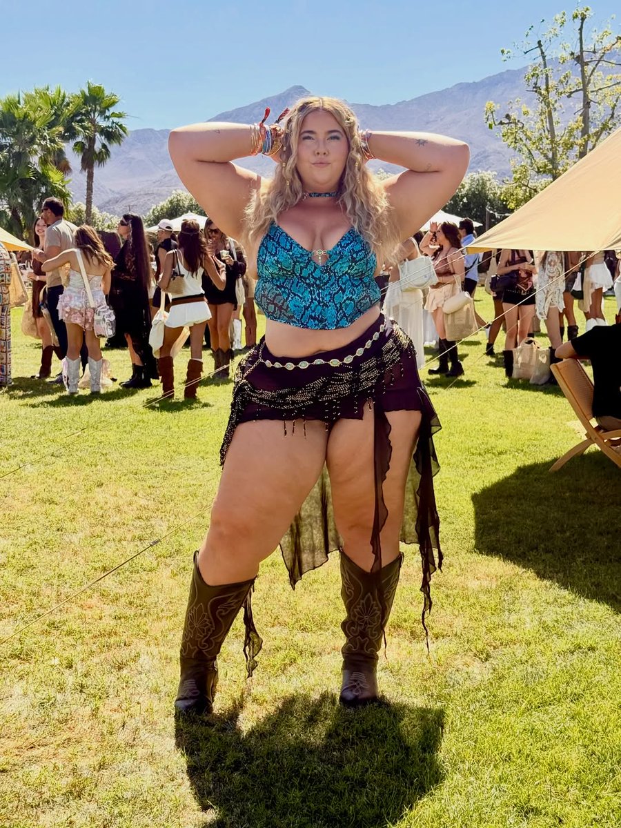 PlusSizeHub_1's tweet image. Sam Paige