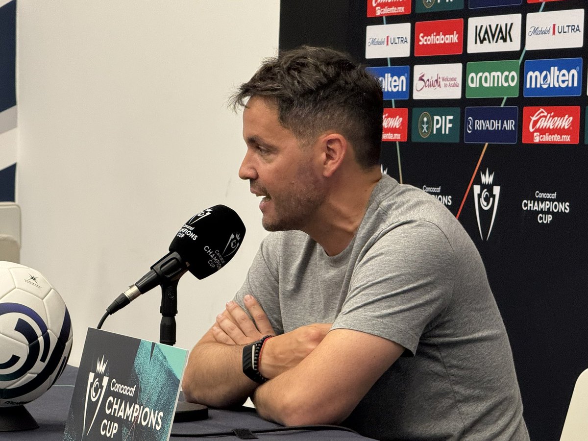 Adrián Esparza Oteo💎 tweet media