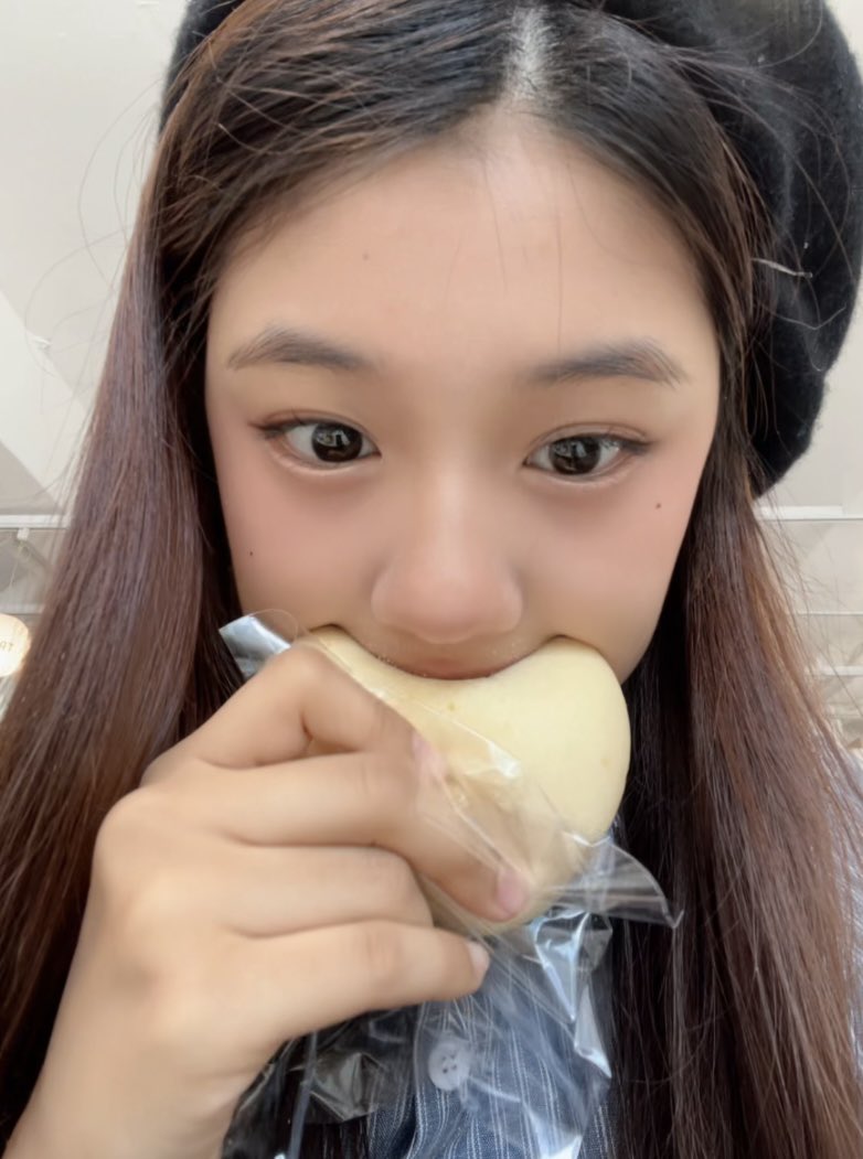 Monet Cheris tweet media