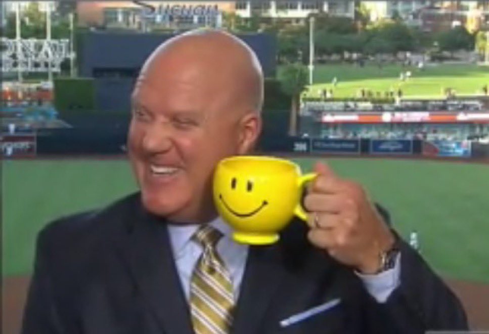 Giannis Auntiegotapoodle tweet media