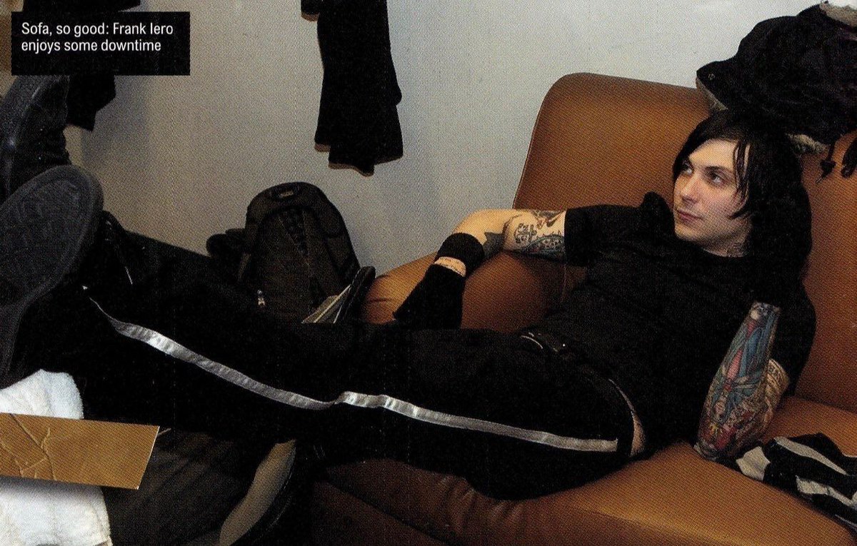 Frank Iero Hourly tweet media