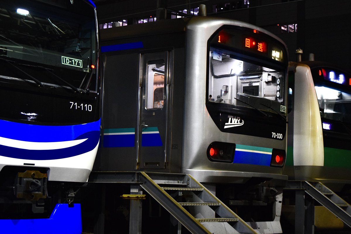 よまち tweet media