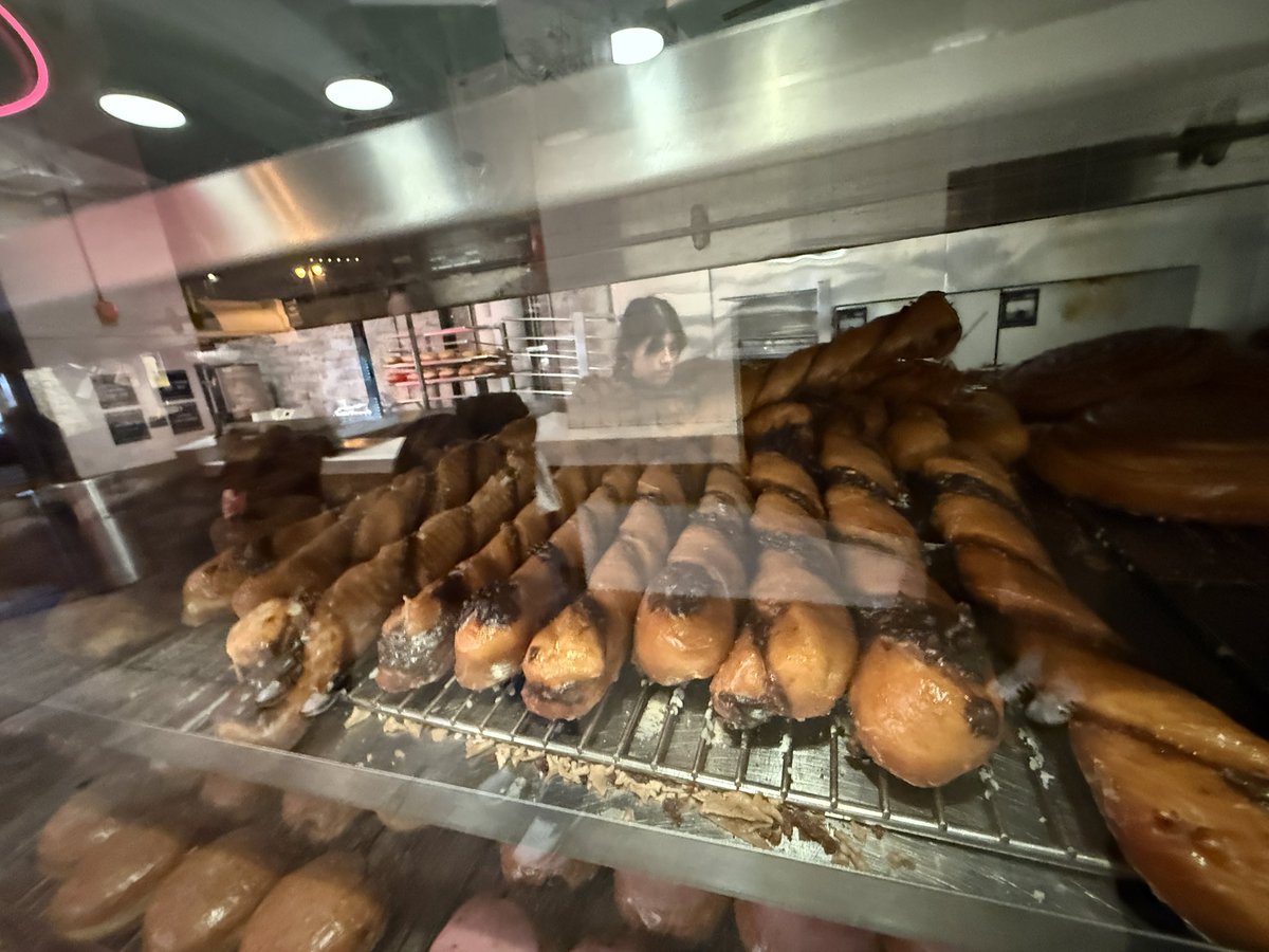 Hear in LA tweet media