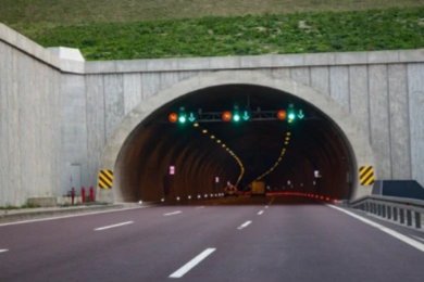 RisingKashmir's tweet image. ‘#Lifelines, not just #roads’ : #Centre clears two mega tunnels in #ChenabValley

Reports Abid Bashir

risingkashmir.com/lifelines-not-…