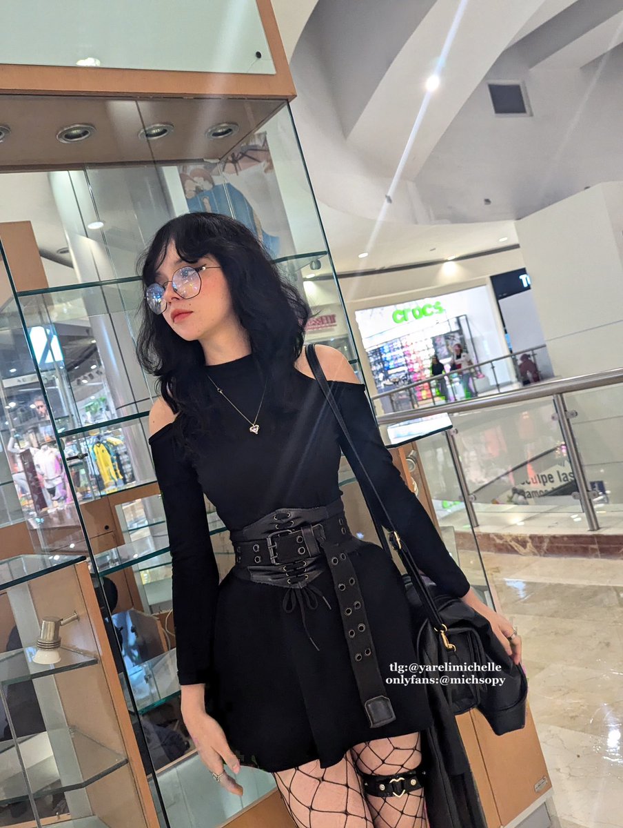 Yarelimichelle__ tweet media