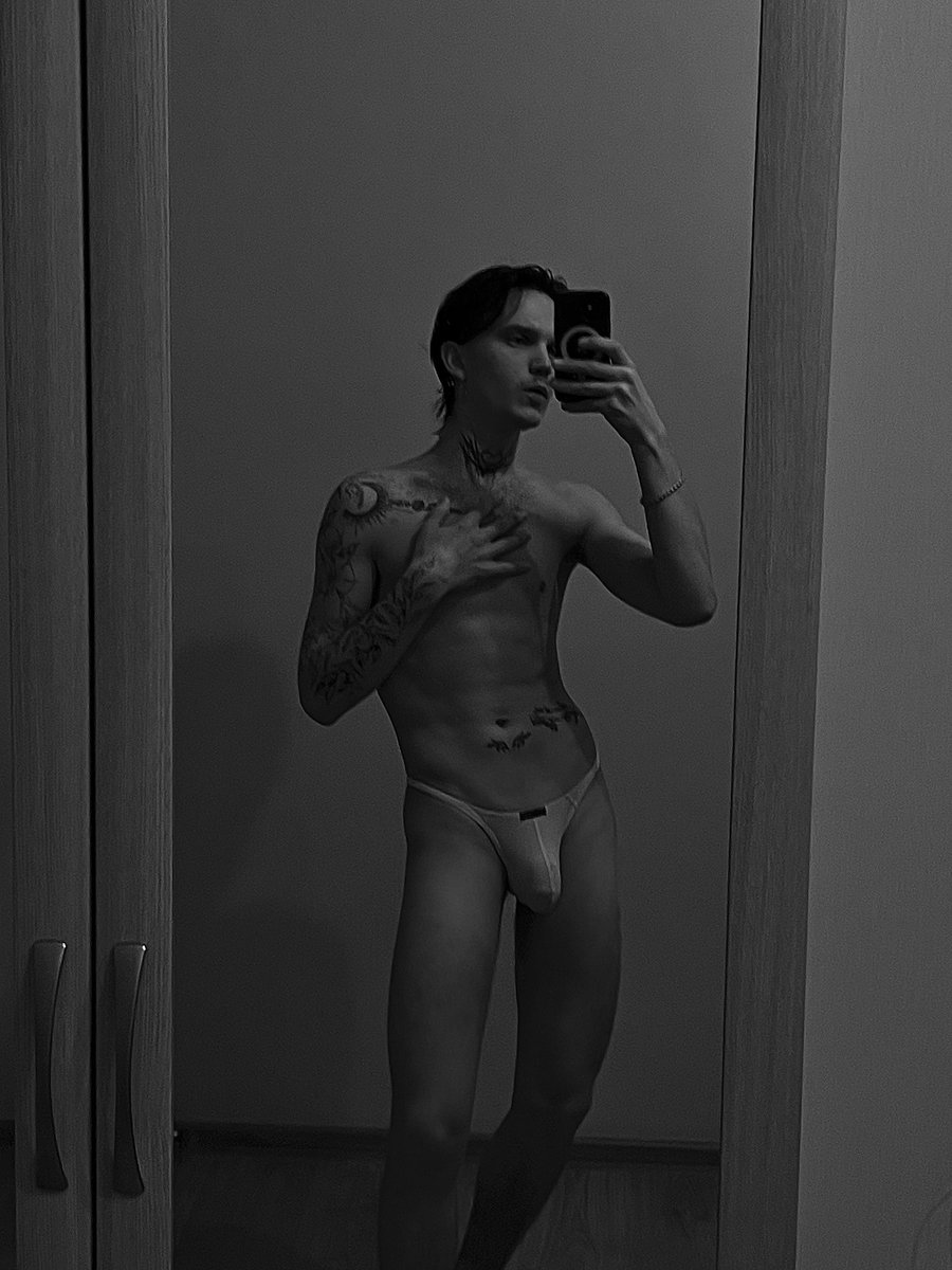 Vladislav tweet media