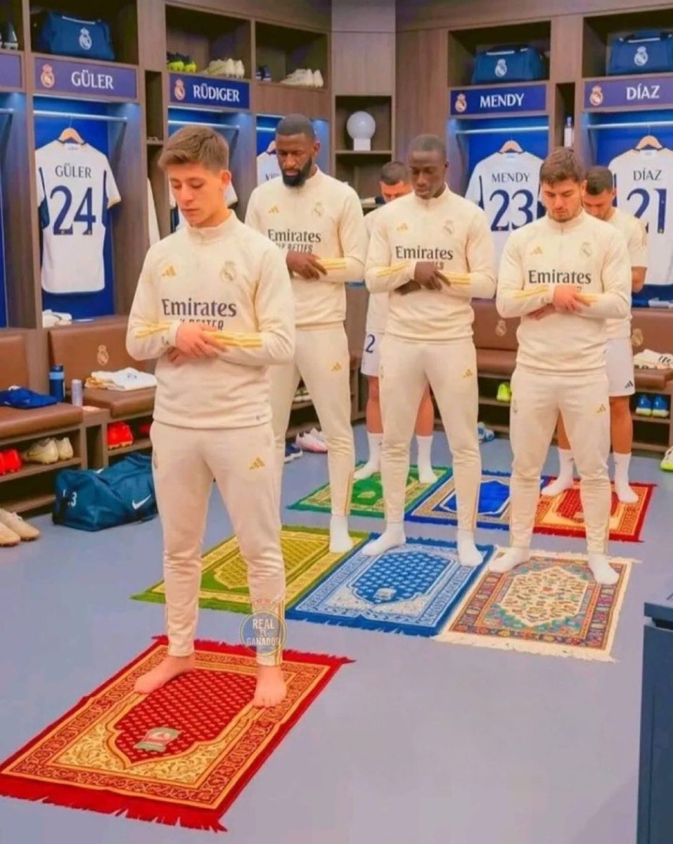 حآلم tweet media