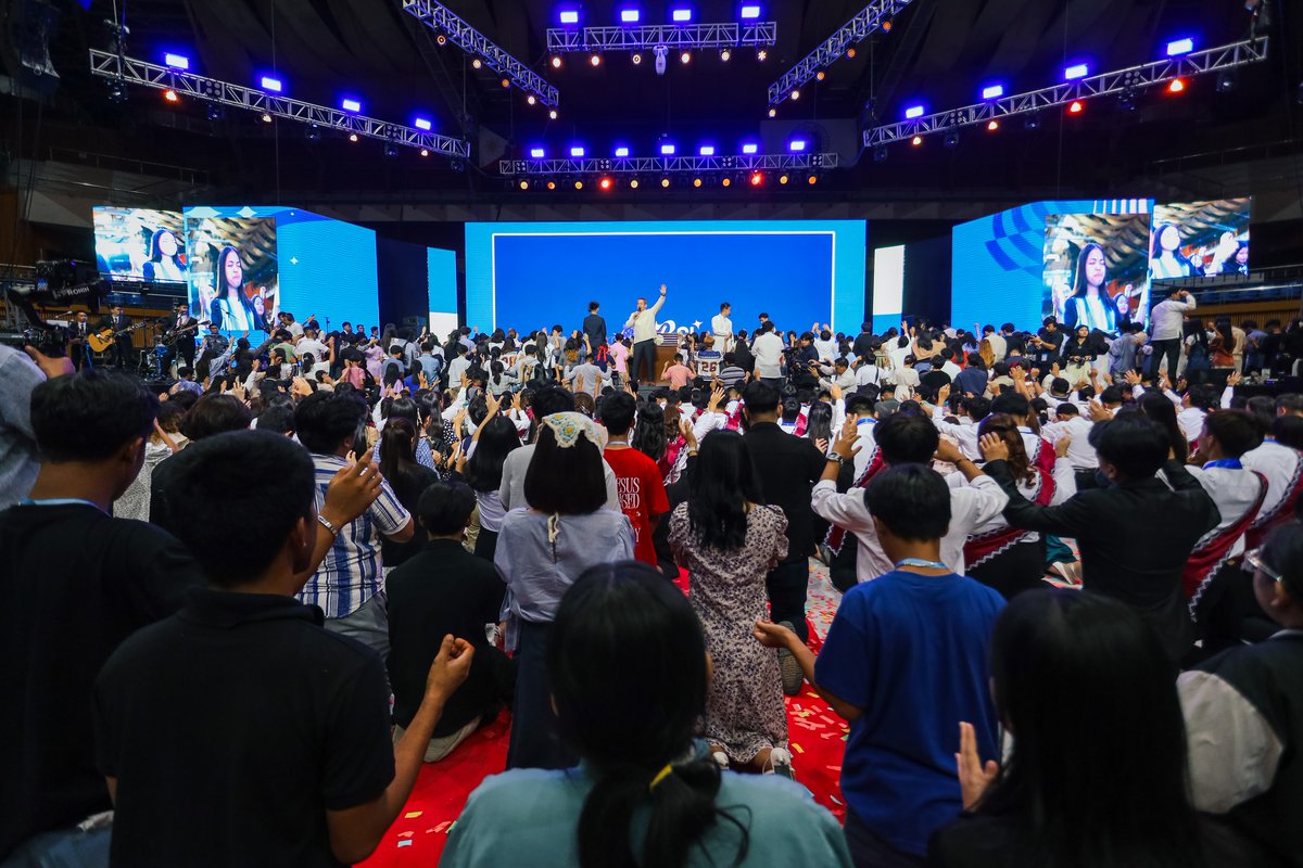 4thwatchmedia's tweet photo. What should be the mind of the Christian youth today?

The young people of PMCC 4th Watch are rising through a 2-year Apostolic Missionary Program, where youth are trained for pastoral work, grounded in a deeper knowledge of Christ, and established in Apostolic doctrine. https://t.co/3eV6kyFhjf