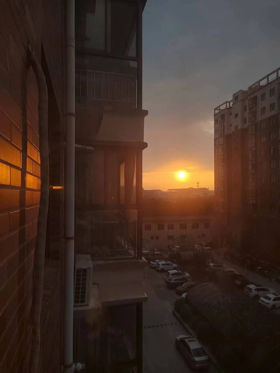 mike clark tweet media