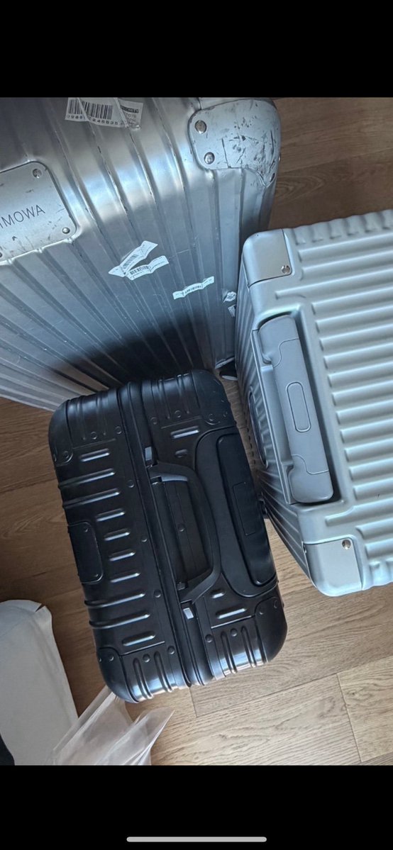 yyhhmm1004's tweet image. 캐리어 사진