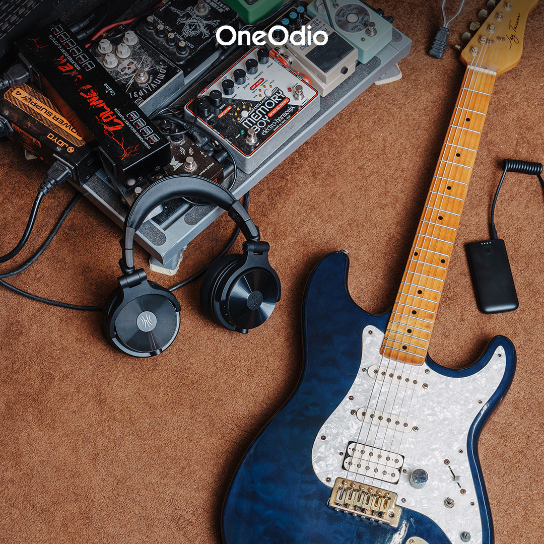 OneOdio_'s tweet image. 🎸 Using Studio Max 1 with an electric guitar?

Direct connection = very low volume.

👉 Connect your guitar to an AMP first, then plug your headphones (or transmitter) into the amp’s headphone output.

No amp? An audio interface or effects unit works too 👍

#OneOdio #StudioMax1