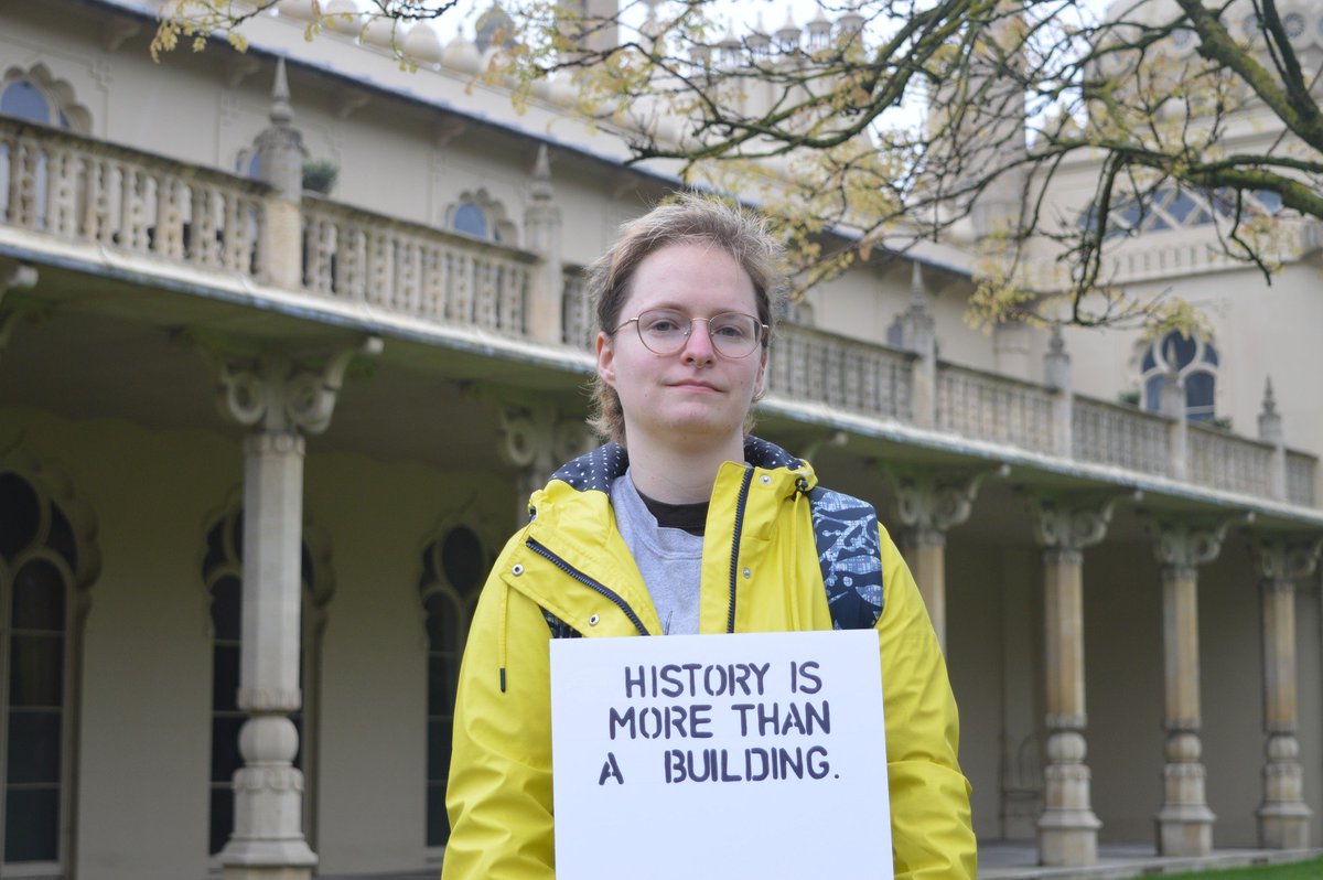 strike_map's tweet image. We've just been down the @BrightonMuseums day 2 picket line @GMB_union day 2 picket line at #RoyalPavillion. 

We back these workers 100%. 

📸 (c) @RedHen90 

#StrikeMap #Brighton #Hove #StrikeAtTheMuseum