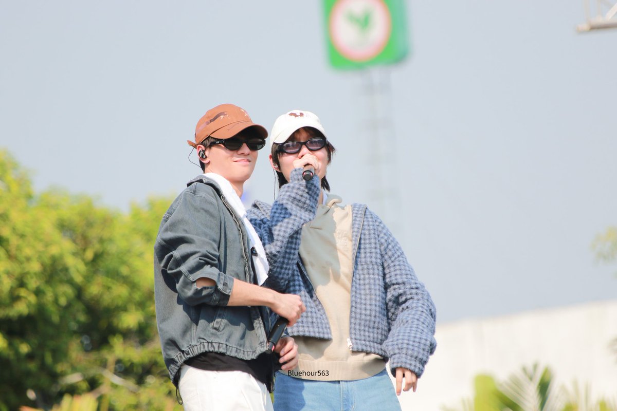 Bluehour563 tweet media