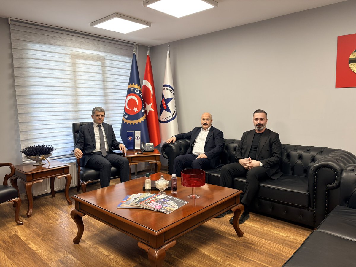 PTT PAL Genel Müdürü Sayın Cihan Aydoğan Genel Merkezimize ziyaret gerçekleştirdi.
PTT PAL bünyesinde çalışan üyelerimize ilişkin ve PTT’de çalışan üyelerimizin taleplerinin çözümü noktasında detaylı istişare gerçekleştirdik.

PTT PAL Genel Müdürü Sayın Cihan Aydoğan’a