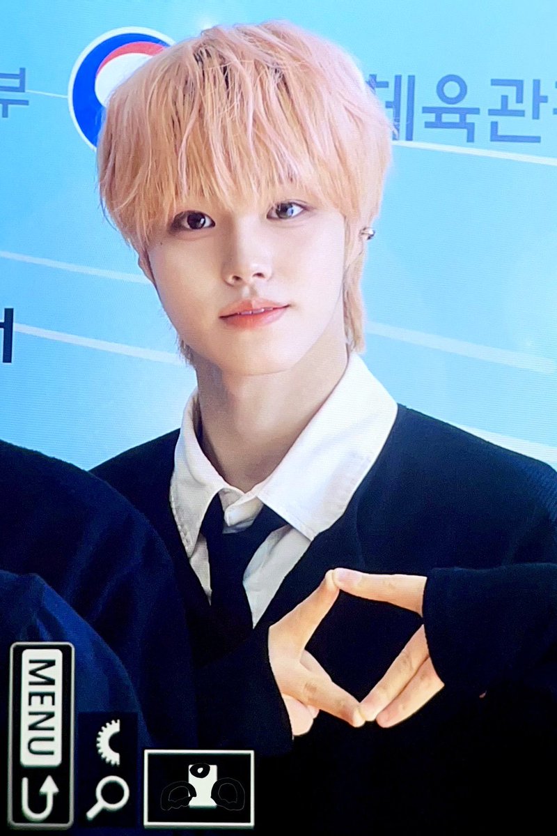 joy 9️⃣ tweet media