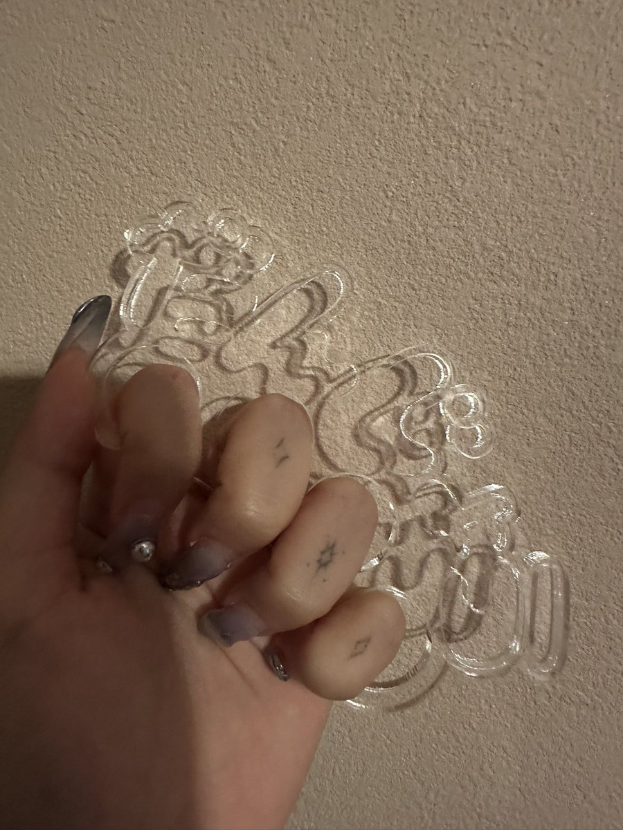 ℂ-ℕ𝕒 tweet media