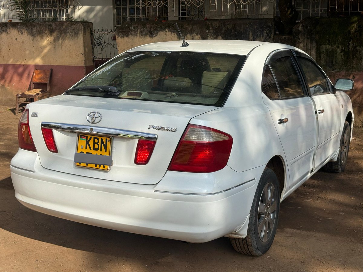 _HighTorque's tweet photo. TOYOTA PREMIO 
MAKE: 2005
ENGINE: 2.4L
PRICE: 799,000

Hanifa G-to-G EPRA Diesel Super Petrol Voting Madina Okot Mavoko The EADAK Uganda #RejectFuelPrices https://t.co/oMETHSlD7y