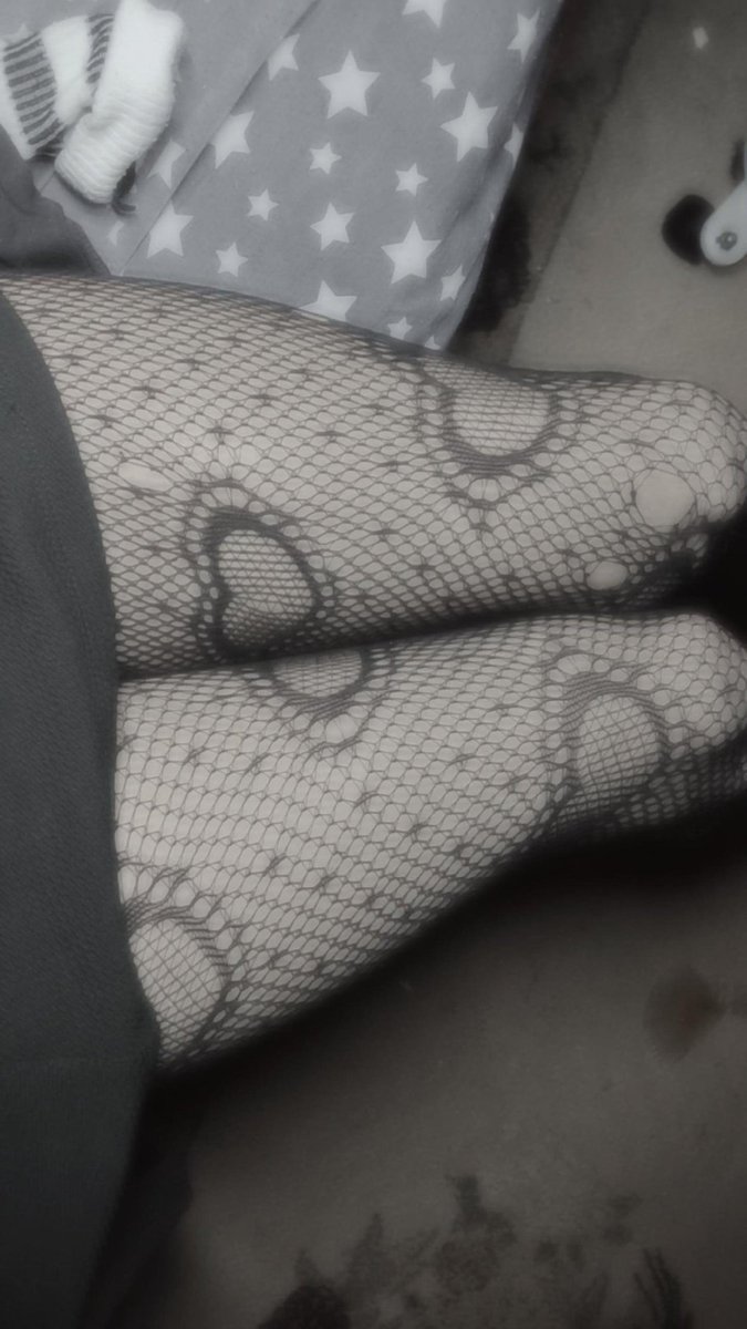 peach :3 tweet media