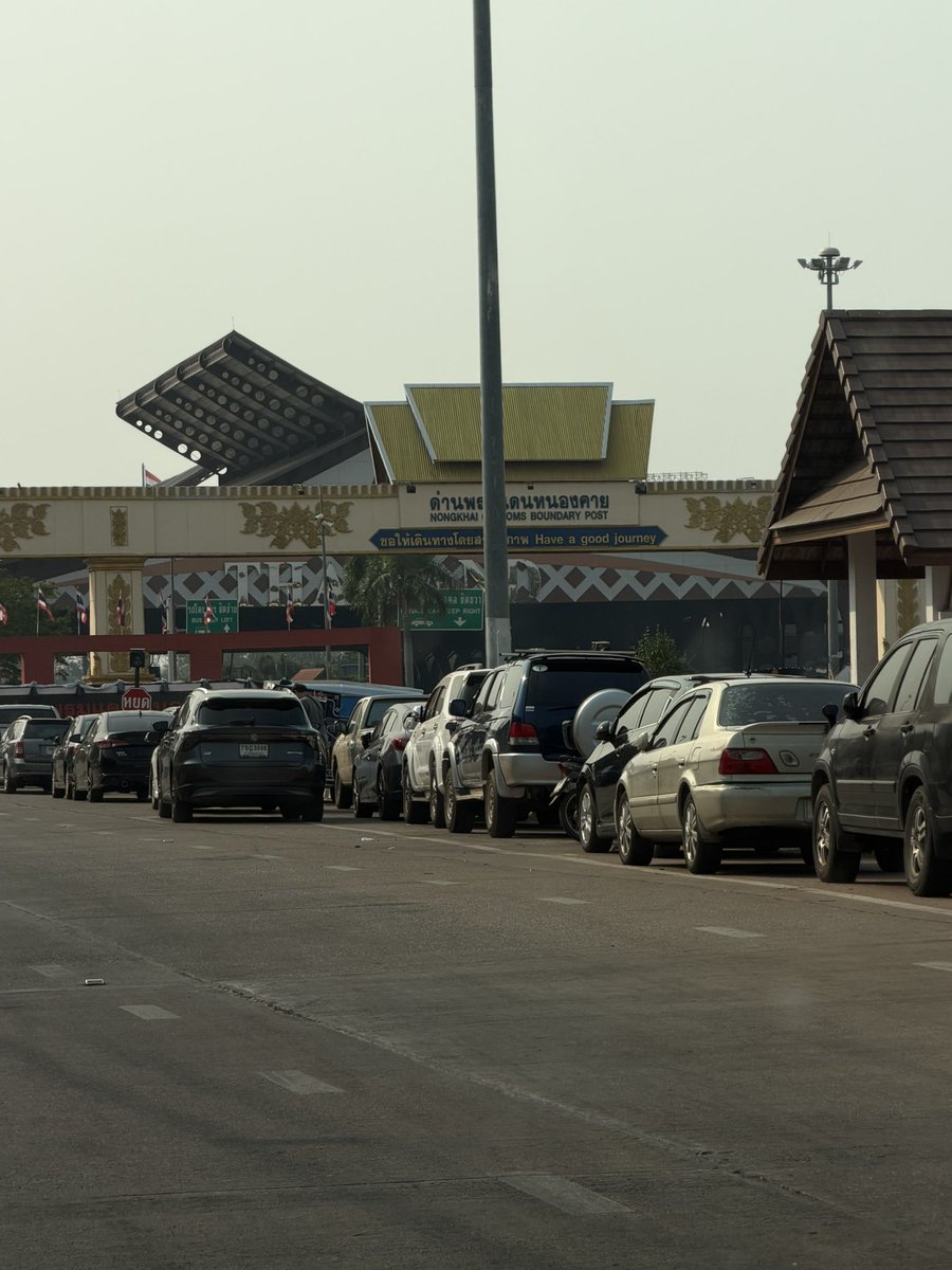 Pakwhan เล่นแอคนี้ แอคเดียว อันอื่นปลอม tweet media