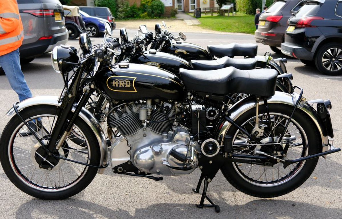 ClassicBikeShows tweet media