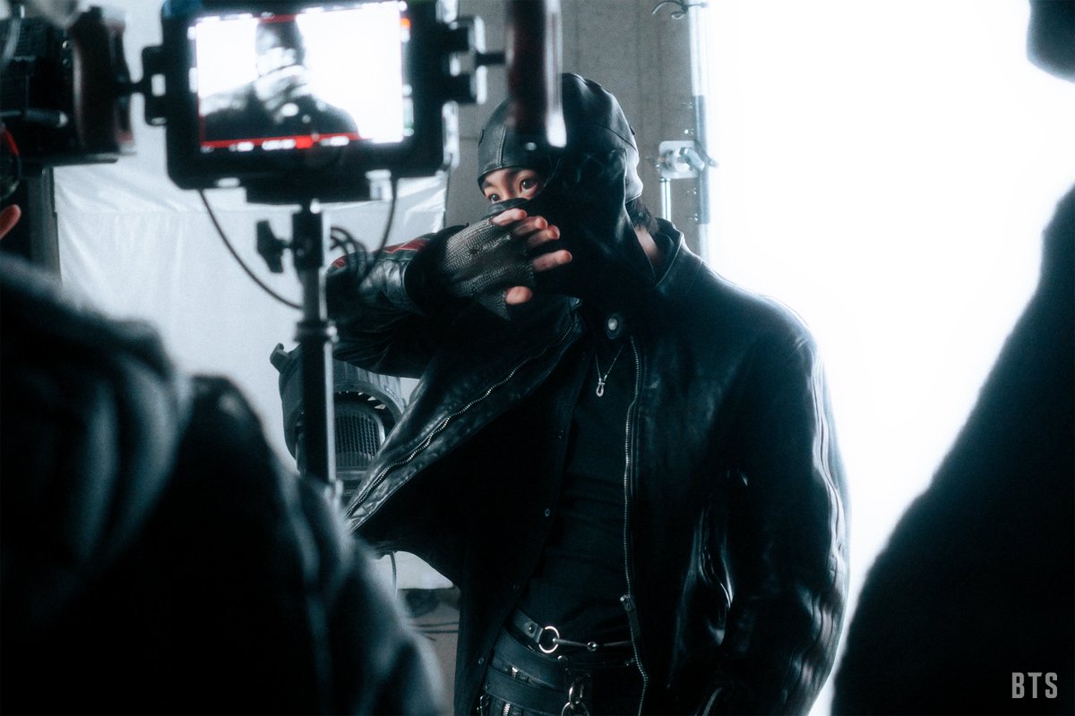 taejinpictures's tweet image. #JIN &amp;amp; #V 🐹🐻 | ‘Hooligan’ MV Photo Sketch

#SEOKJIN #TAEHYUNG #TAEJIN @BTS_twt