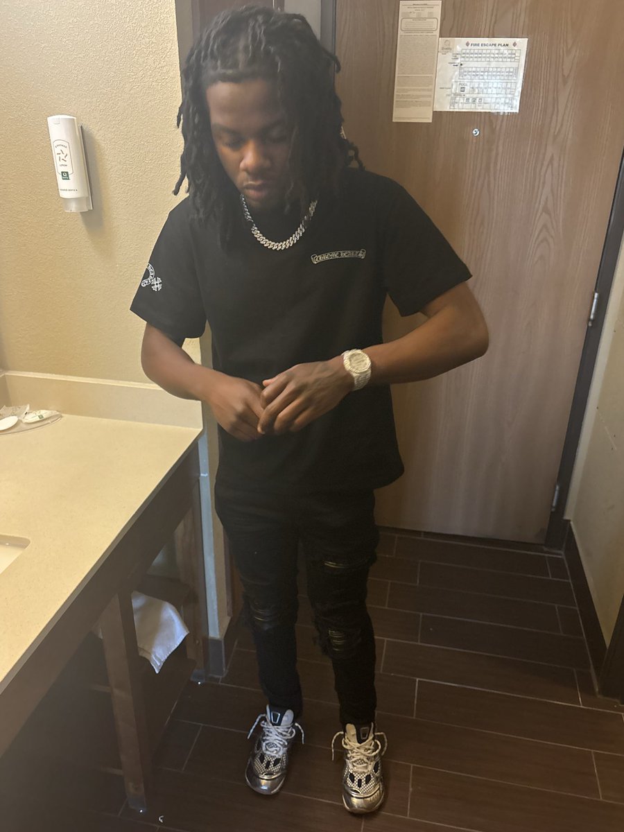 MainSlimey_'s tweet photo. Flyyy guyyy🦅🦅 https://t.co/sZrBn4jJ2O