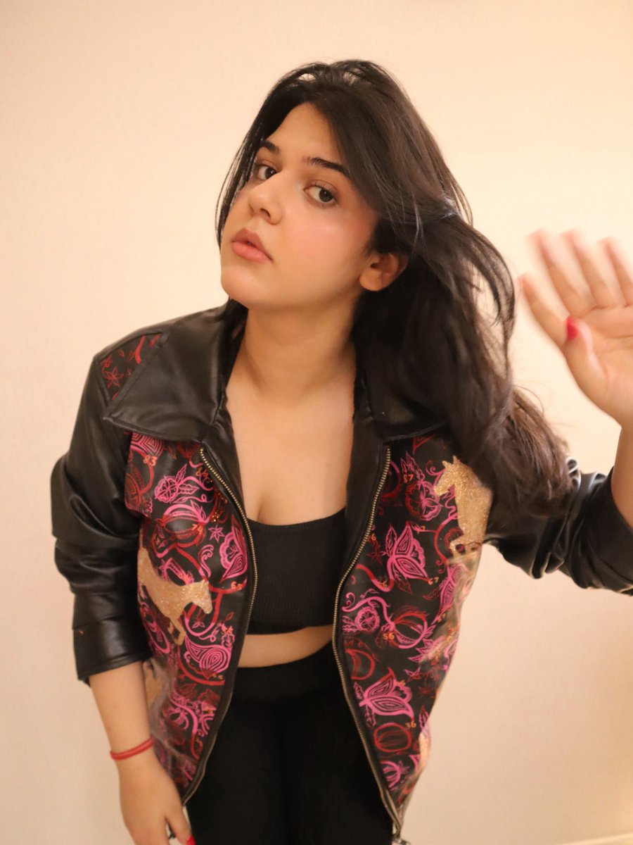 Ridhii | Custom sneakers👟 Art tweet media