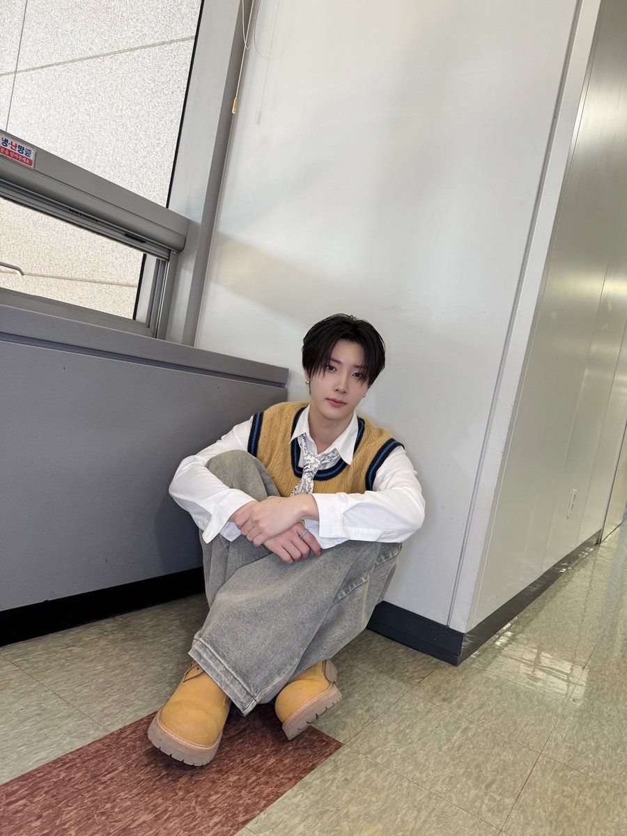 hrtzwav's tweet image. 🌊 4/15 쇼챔피언 📸

#hrtzwav #하츠웨이브 
#TheFirstWave #NINETEEN