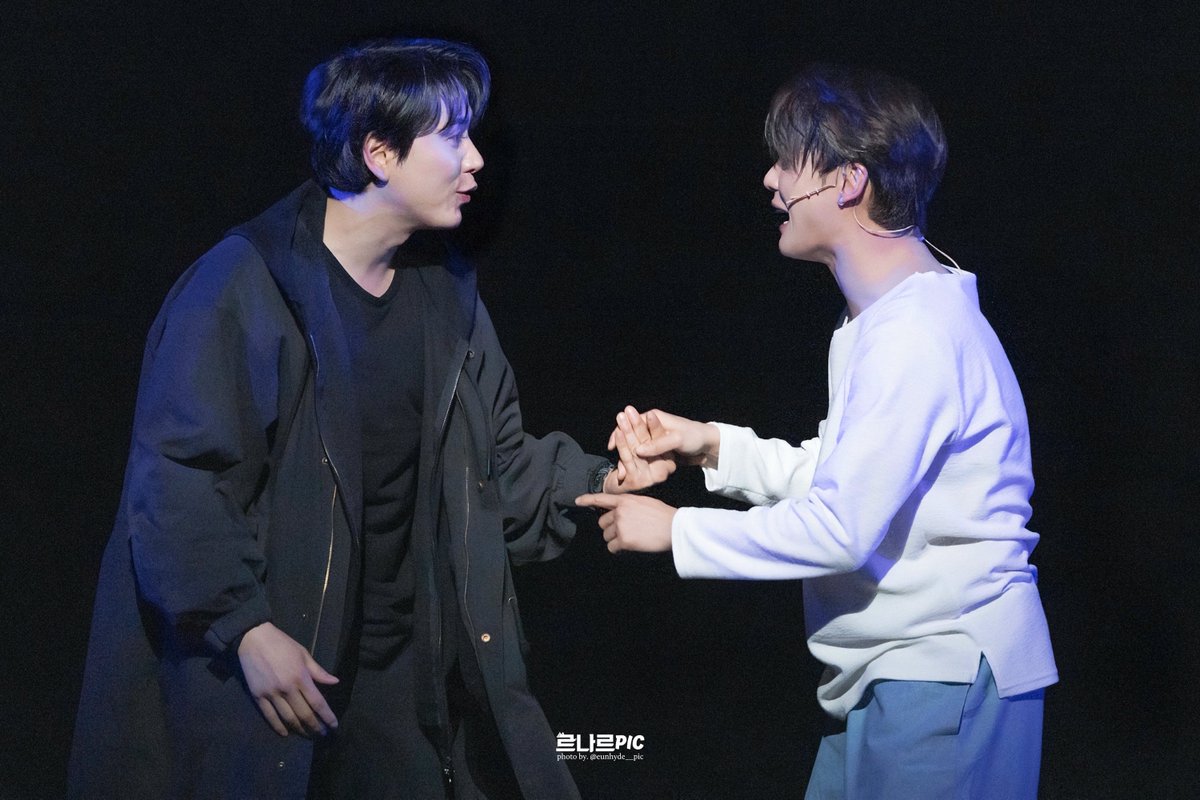 르나르Pic tweet media