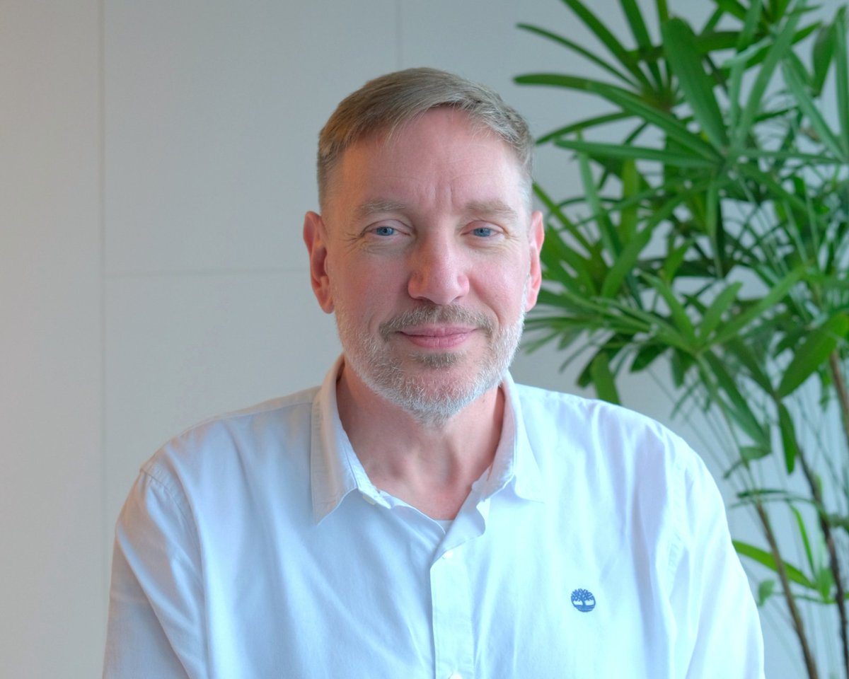 Archi_Editor's tweet photo. Global built environment consultancy Arup appoints Chris Davies as Philippines transport and civils leader, boosting its push in a fast-growing market. With 35+ years’ experience, he joins as the country ramps up investments in mass transit, roads, bridges, and logistics. https://t.co/H36P6XzErE