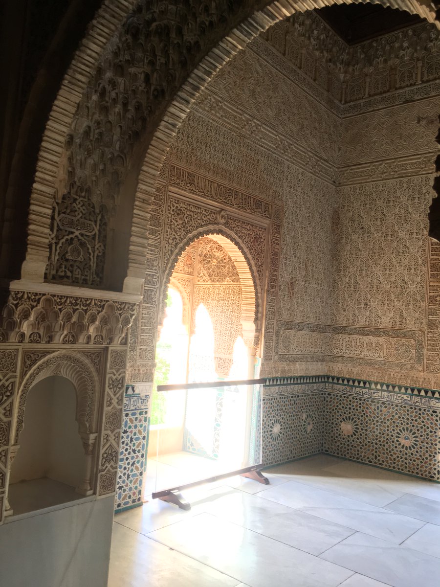 Estrella ۞ Andalusí tweet media