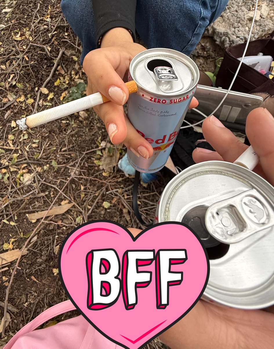 violetzdiary's tweet image. breakfast woth twin @Raven__Mortis #twin #smoking #cool