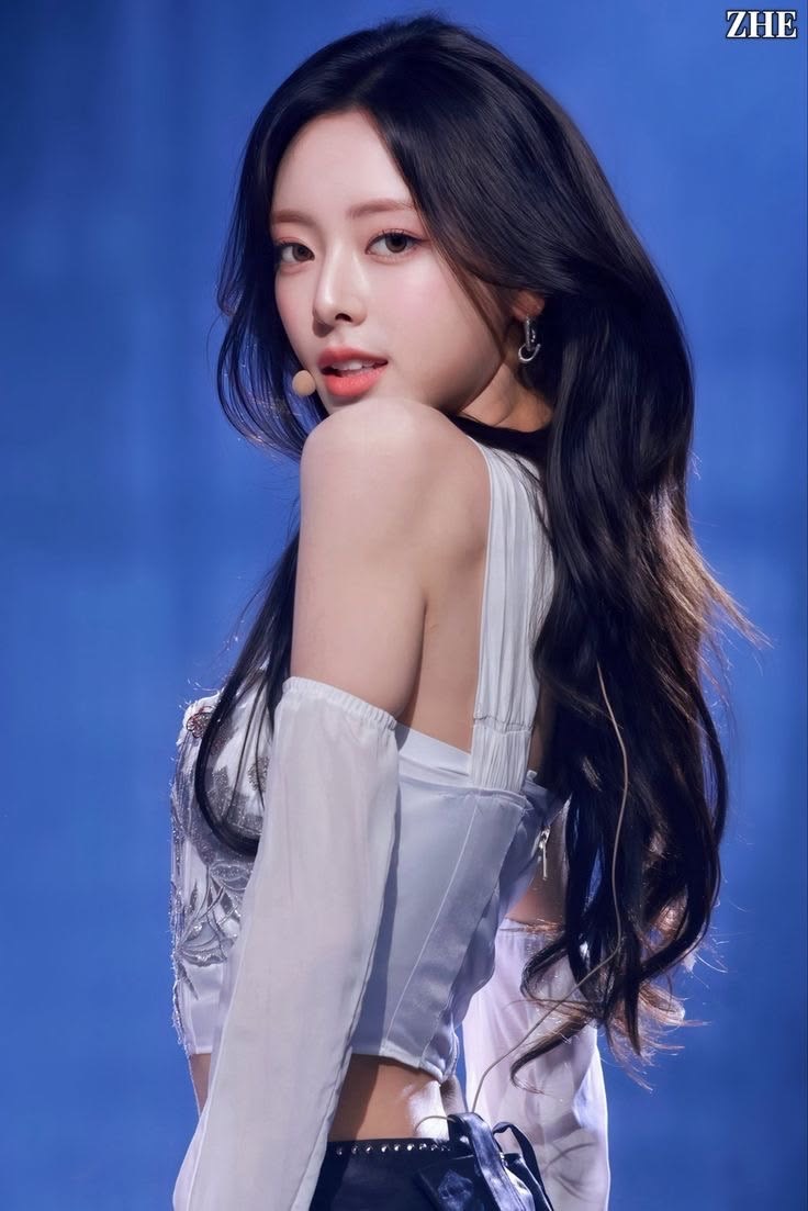 itzy pics tweet media