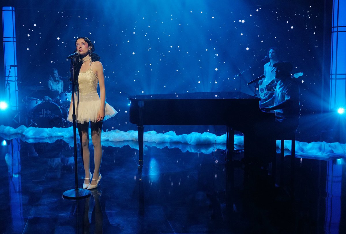 Holly Humberstone JAPAN 🇯🇵🗝️ tweet media