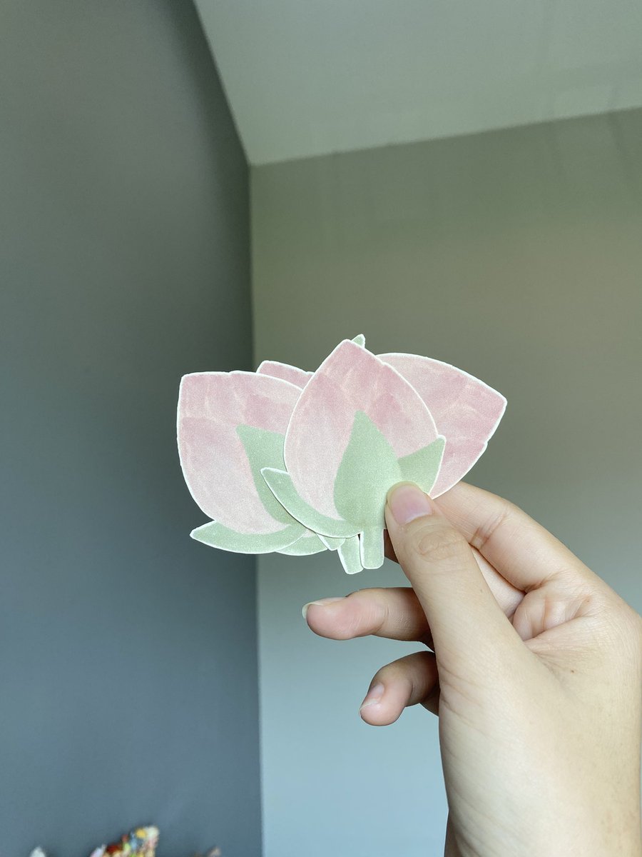 fluffii paper ☁️ tweet media