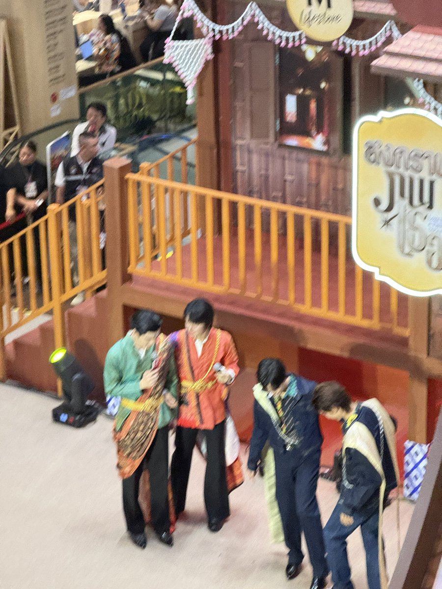 chamomilePP's tweet photo. เดอะมอลงาม แตกแตนมากแม่
#ด้วงกับเธอ #ตี๋ตี๋ป๋อ https://t.co/feNAqXxWZE