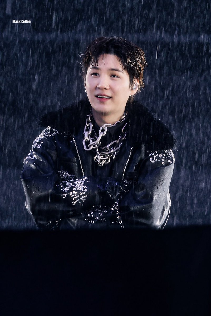 blackcoffee0613's tweet image. 260409 아리랑 고양 콘서트 D1

#SUGA #YOONGI #슈가 #윤기 #AGUSTD
#BTS #방탄소년단 #방탄소년단슈가 @BTS_twt