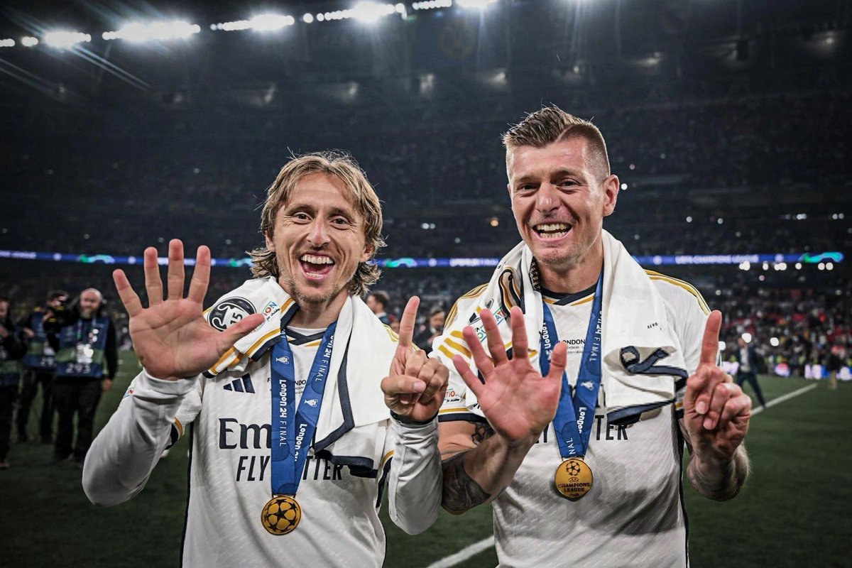 SterRMCF's tweet image. بلا ئەڤ هەردووکە تە ب سەردا نەبەن، ب خودێ گەلەک یا ب زەحمەتە!!