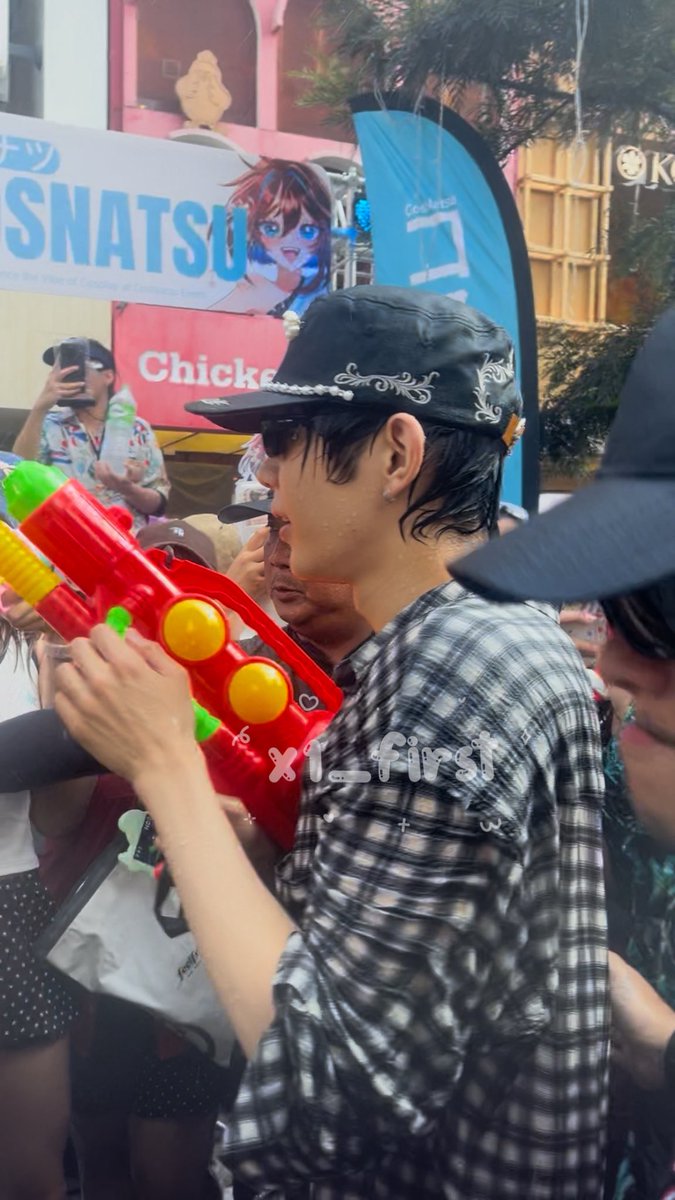 ฟาราเฟิร์ส 1th tweet media