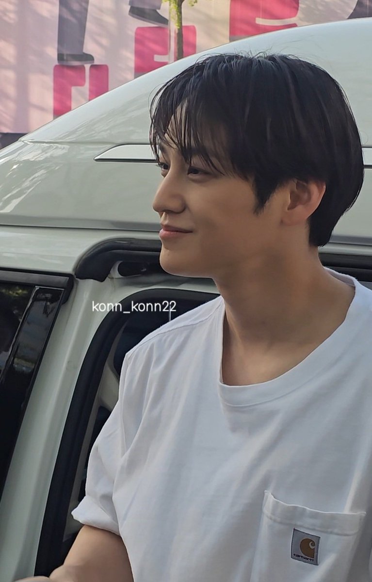 🌼곤🌼 tweet media