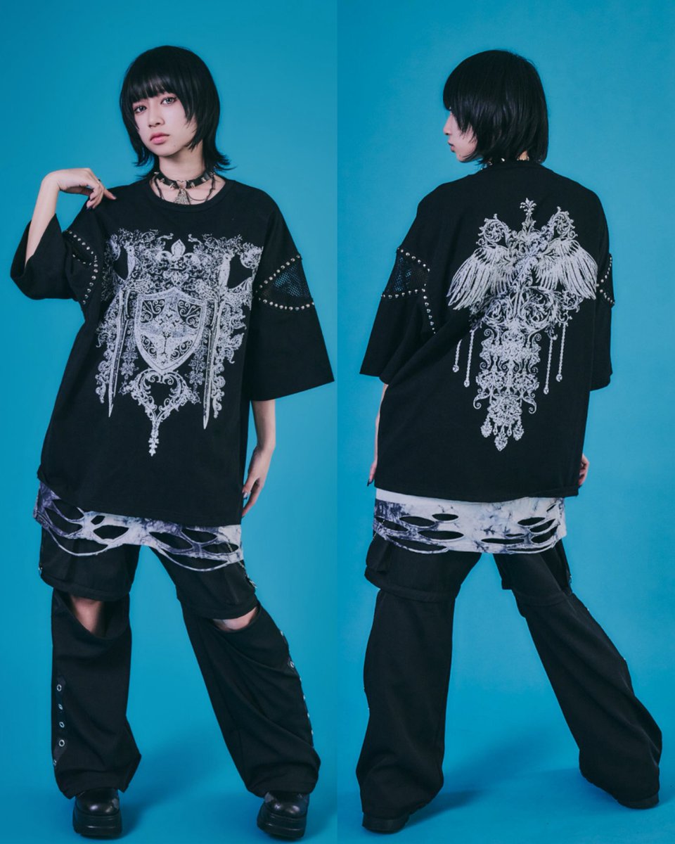first_label's tweet photo. ◆メッシュ切替ストーンtee(2color)

【カラー】黒紫・黒白
【サイズ】46(L)
着丈：76cm
肩幅：67cm
身幅：68cm
袖丈：26cm

¥10,200税込

https://t.co/S9c259sjpW https://t.co/LhF3WWEdoF
