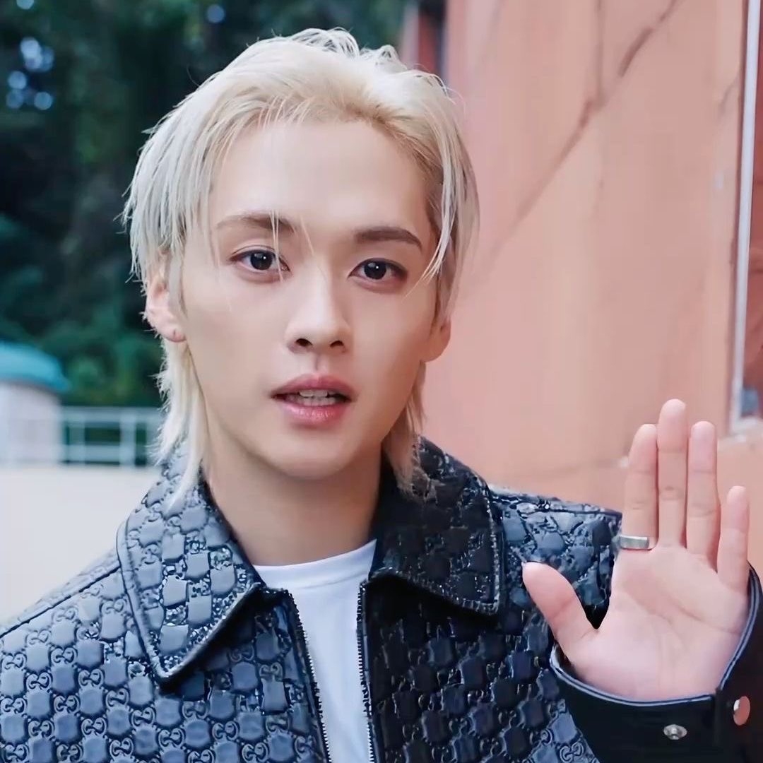 xoxo.exe๐ฑskz tweet media