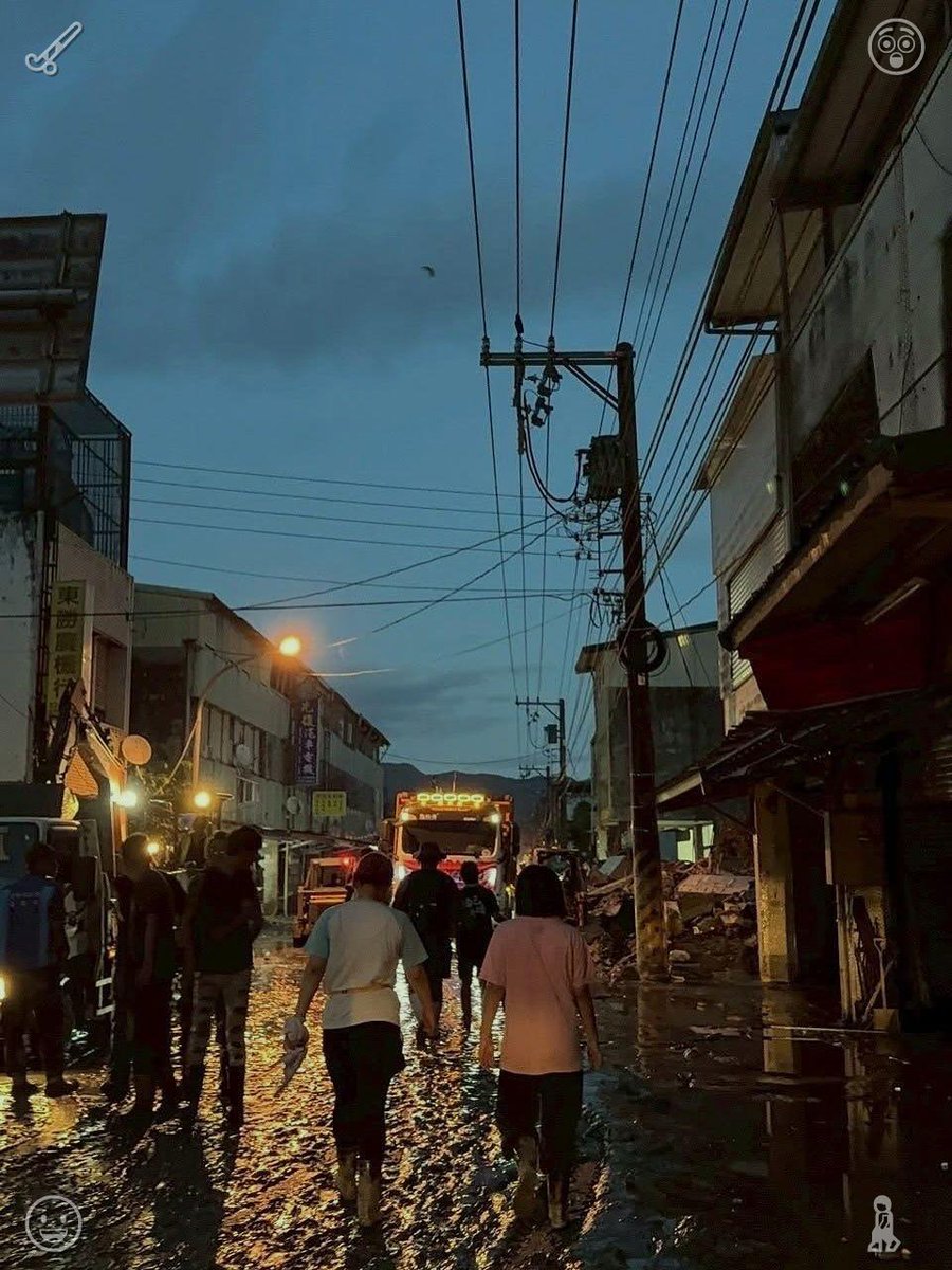 The Cloud Champion tweet media