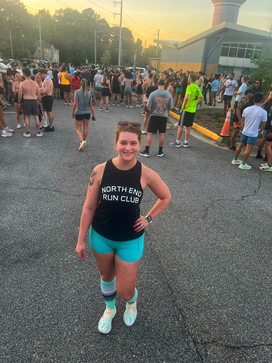 travel_run_lift's tweet image. Back at one of my favorite run clubs last night! Did a casual 3.5 miles with some pickups thrown in. Glad to see some of my favorite people last night! I can’t go to sleep early after running though so that’s probably gonna bite me in the a$$ today. 🫠 #runner #runclub