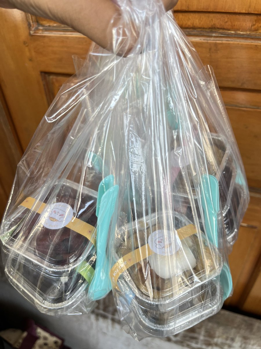 shofii | soft cookies & fudgy brownies solo tweet media