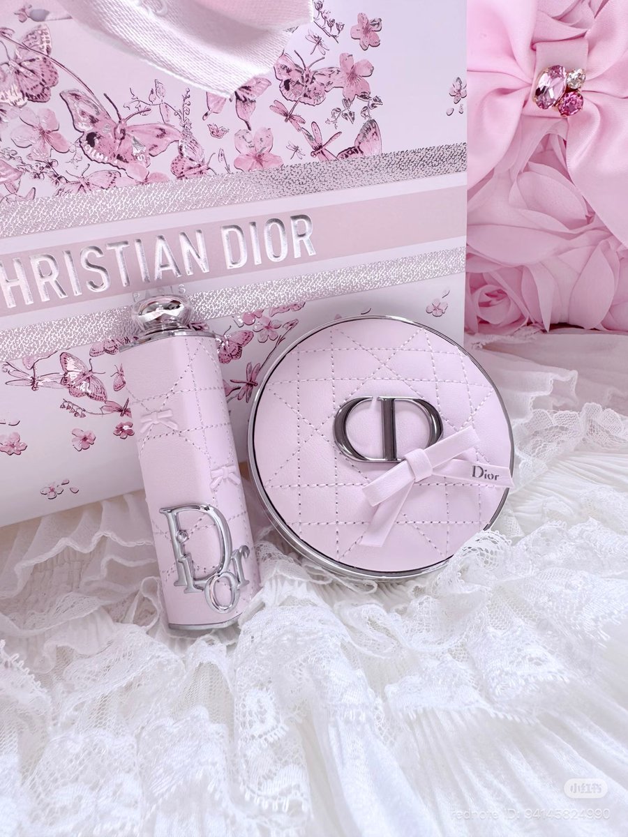 𝙽𝚘𝚊. tweet media