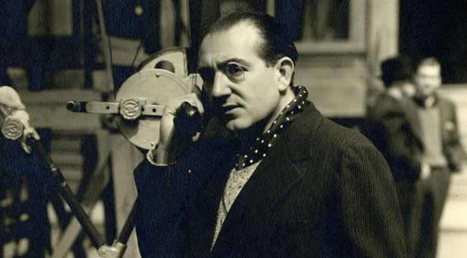 killthecool's tweet image. En 1939 aceptó la oferta de David O. Selznick para trabajar en Hollywood para MGM. Llegaba a América sin hablar inglés, sin conocer el sistema de estudios, con un monoculo y una reputación enorme que nadie en Hollywood sabía exactamente cómo usar. #FilmTwitter